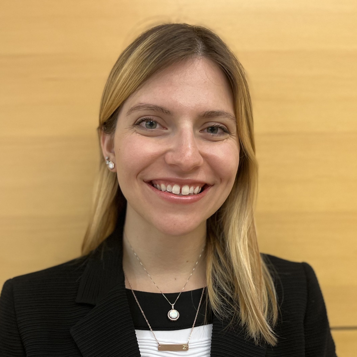 b2d298bec68f2c4668b6f625b4f0cabe/gehman-zoe Cropped.jpg